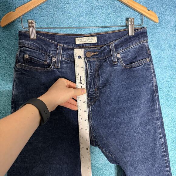 Levi's 512 Jeans Womens 10 Long Blue Perfectly Slimming Boot Cut Dark Wash Denim - Picture 6 of 16